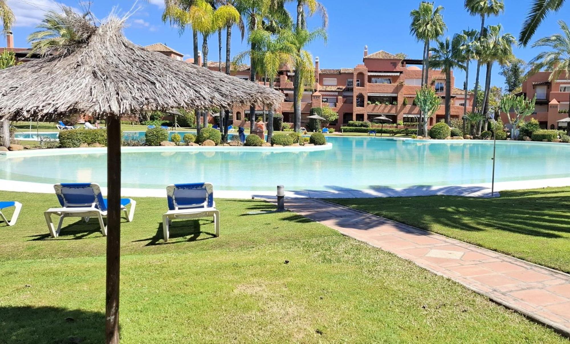 Апартаменты Alhambra Del Golf - Guadalmina Эстепона Экстерьер фото
