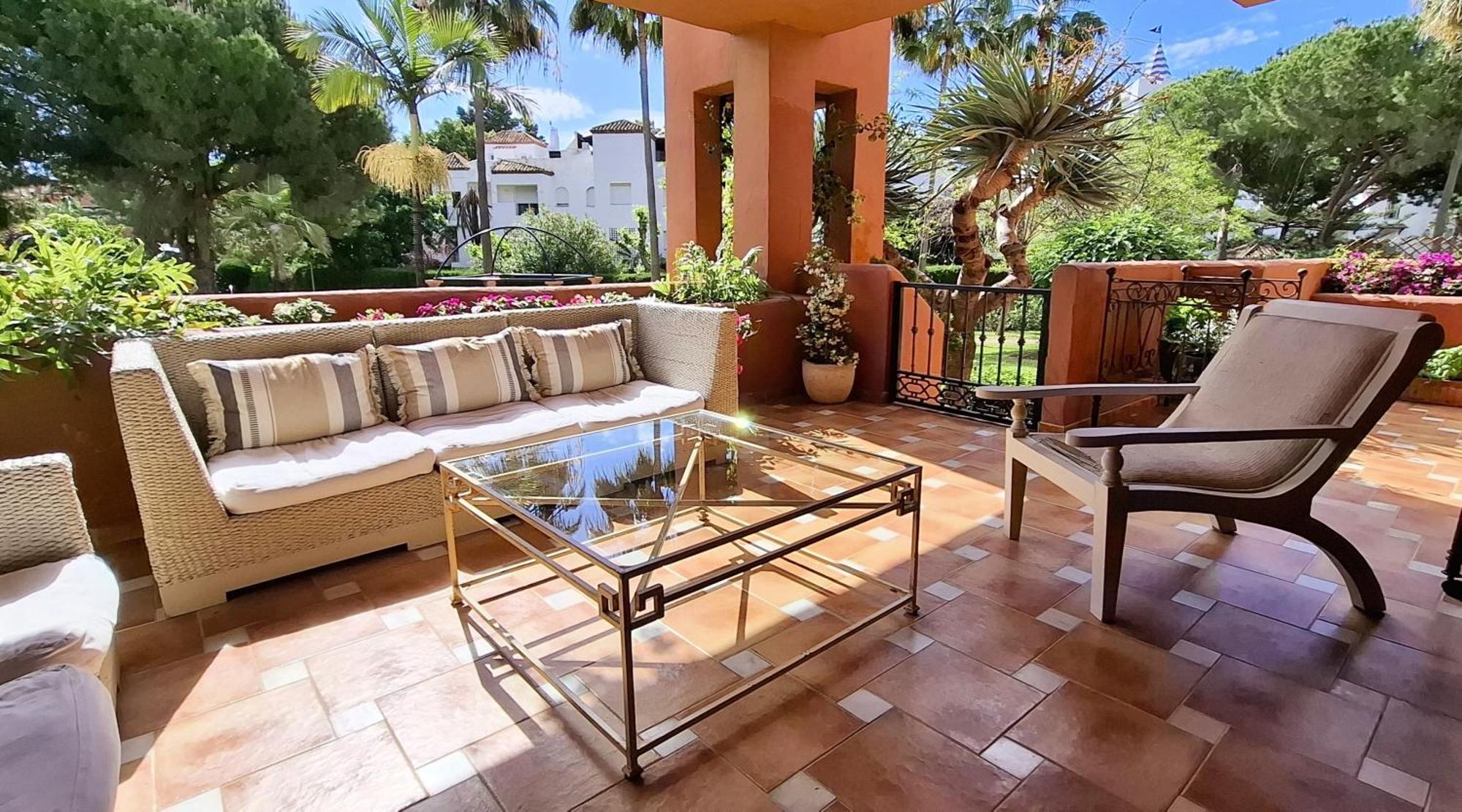 Апартаменты Alhambra Del Golf - Guadalmina Эстепона Экстерьер фото